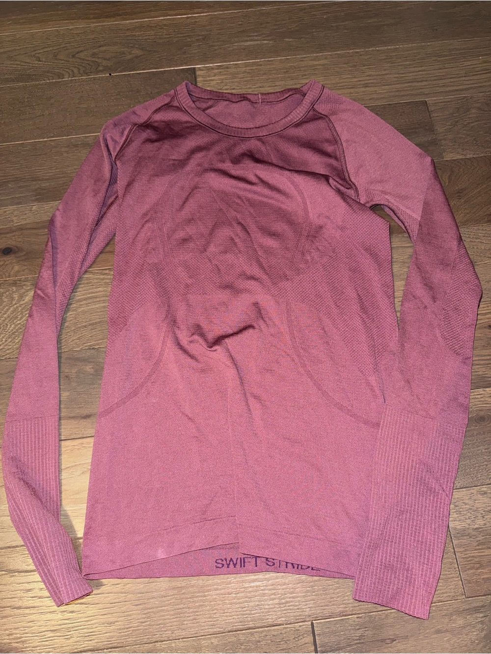 lululemon athletica Long-Sleeve swiftly tech